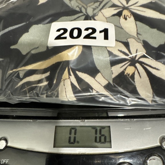 Natural Issue Hawaiian Shirt Men L Black Tropical Floral Viscose Rayon S/S - Picture 11 of 11